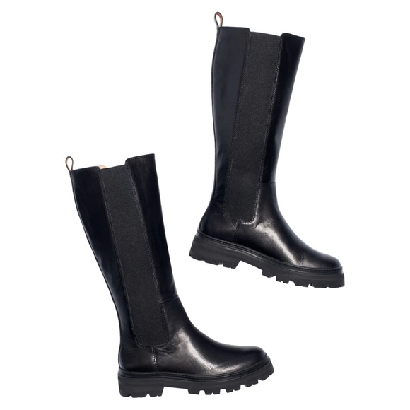 Madewell The Poppy Tall Lugsole Boot with Extended Calf Size:7.5Color:True Black - Picture 3 of 16